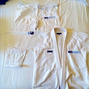 Moya Brand competition gi